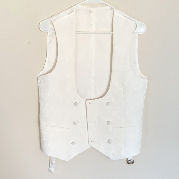 Men Tuxedo Suit - Picture 5 of 9